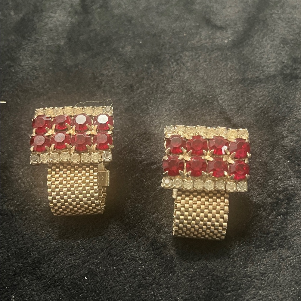 VINTAGE CUFF LINKS COSTUME JEWELRY